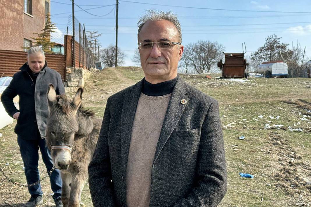 Hikayesi duyulunca Türkiye'nin her yerinden destek yağdı! 72 yaşında, 21 yıldır usanmıyor bıkmıyor 4
